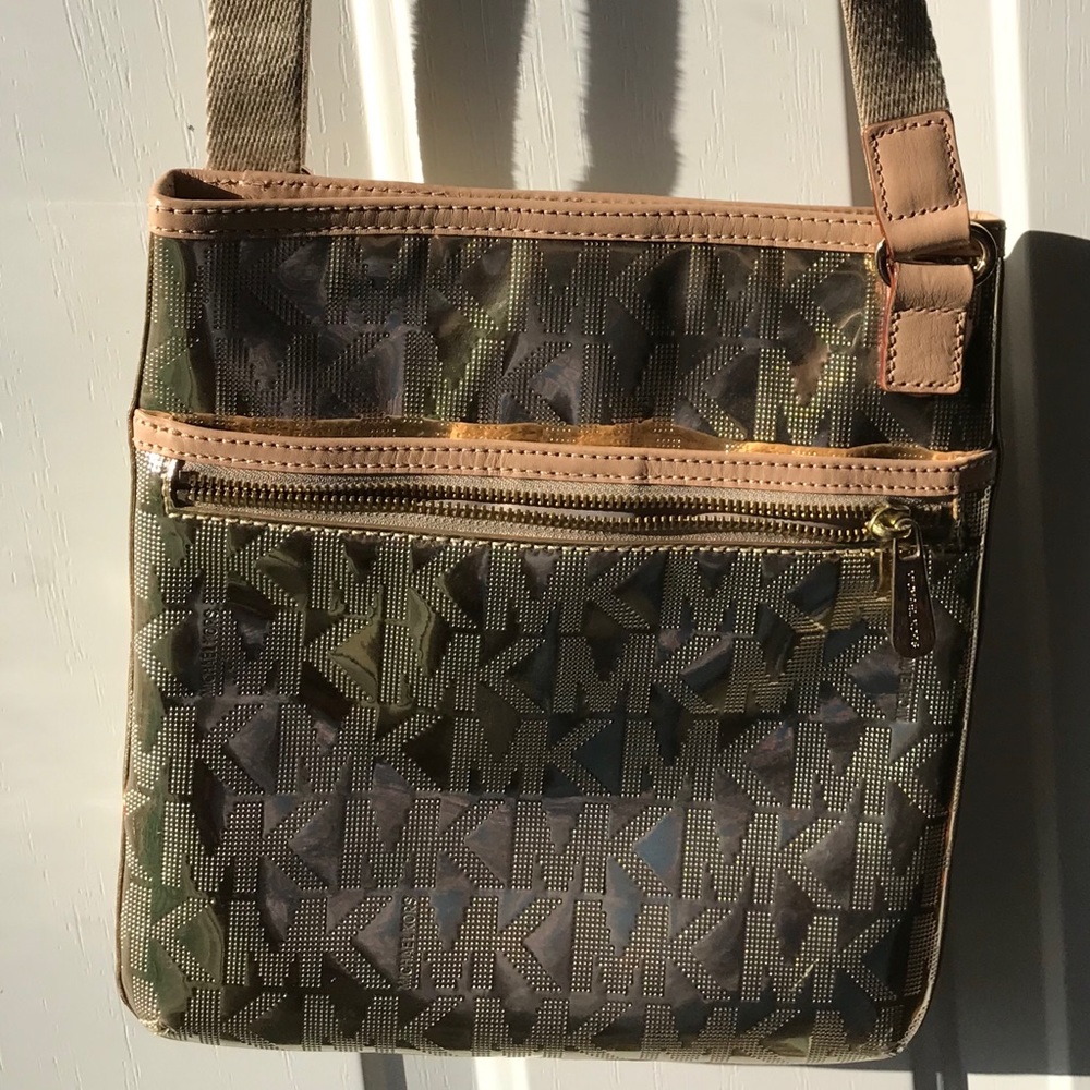 Gold Michael Kors crossbody